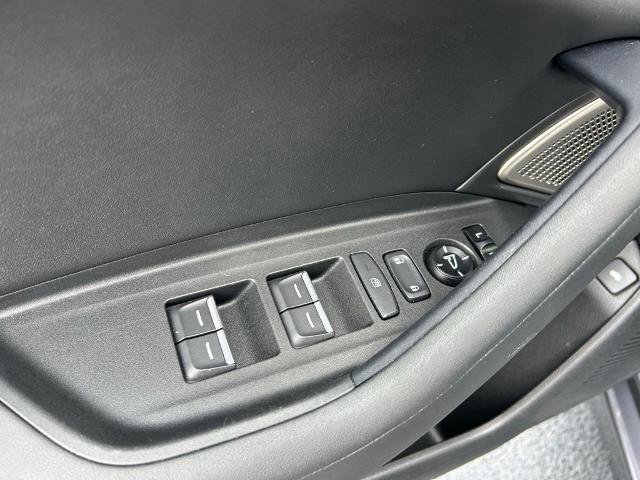 Used 2022 Acura TLX w/ Technology Package FWD image 19
