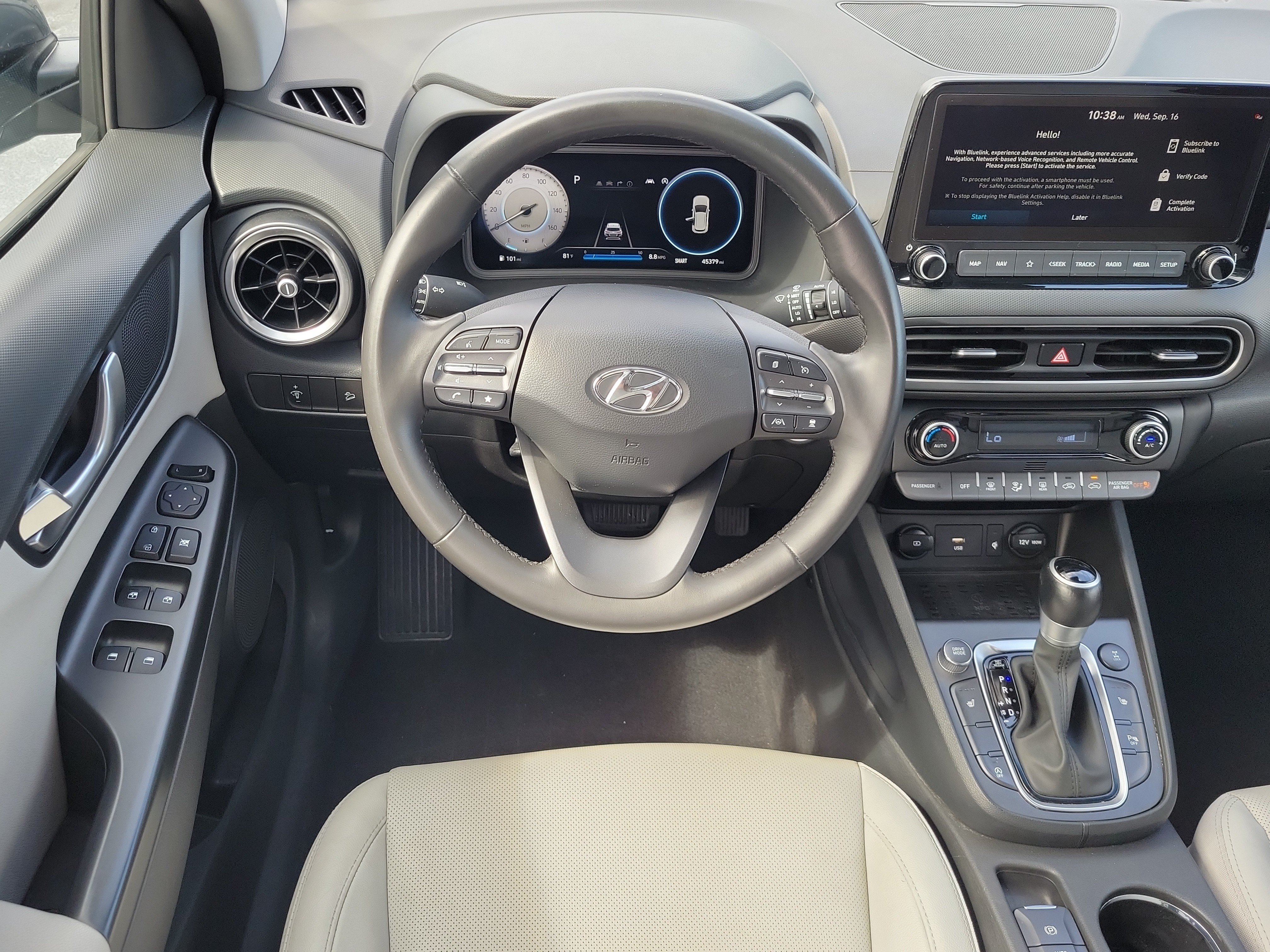 Used 2023 Hyundai Kona Limited AWD/4WD image 17