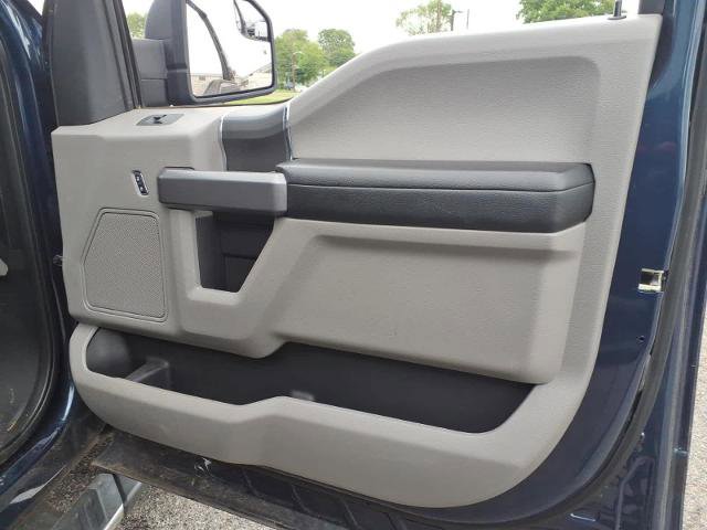 Certified 2019 Ford F150 XLT w/ Equipment Group 302A Luxury AWD/4WD image 15