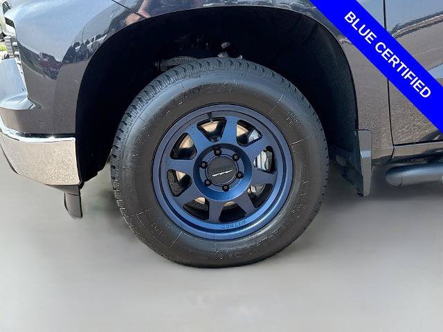Used 2024 Chevrolet Silverado 1500 LT AWD/4WD image 22