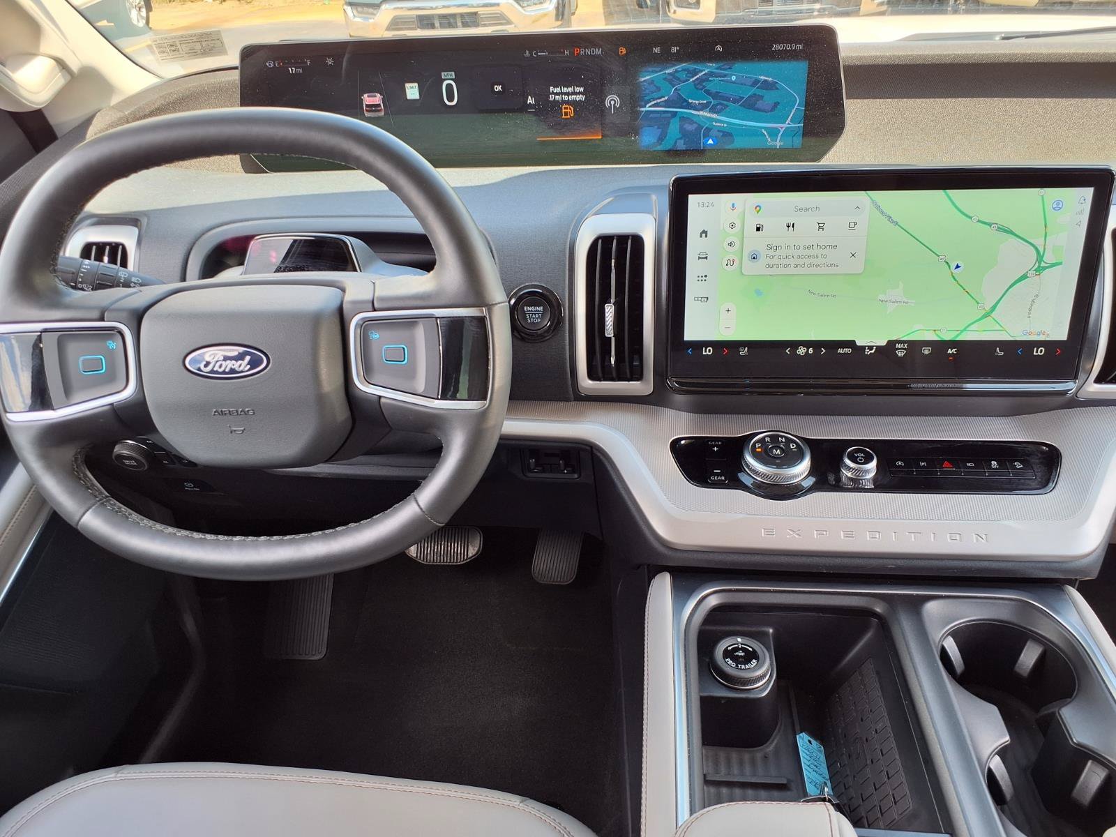 Certified 2025 Ford Expedition Active AWD/4WD image 15