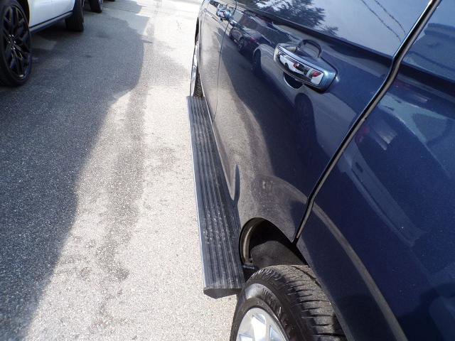 Certified 2019 Ford Expedition Limited w/ Equipment Group 302A image 10