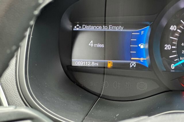 Certified 2022 Ford Edge Titanium w/ Equipment Group 301A image 23