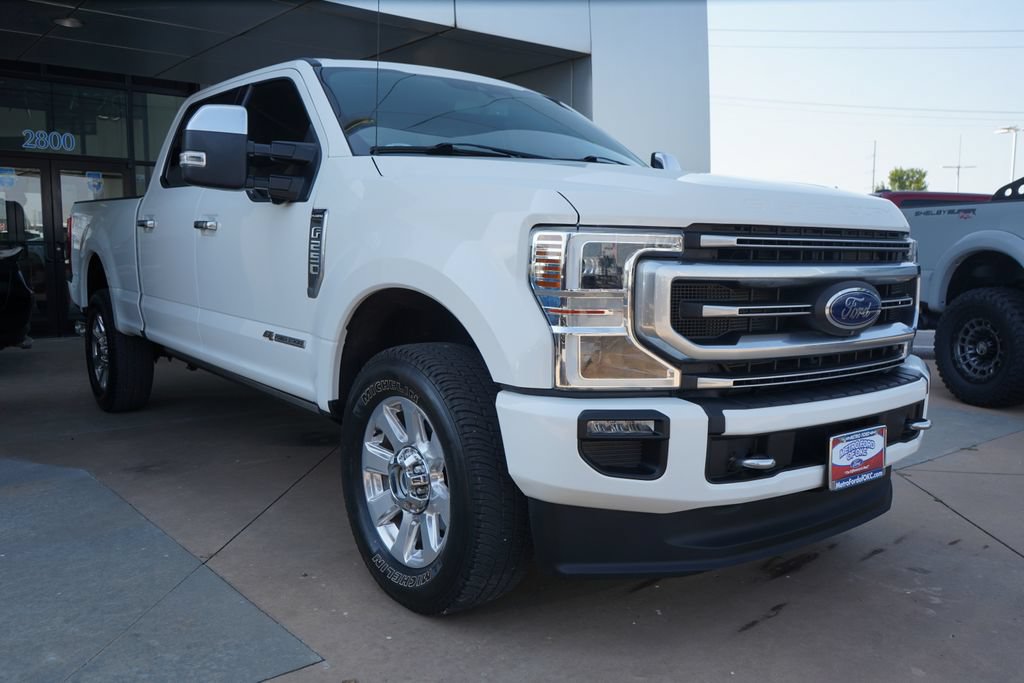 Certified 2021 Ford F250 Platinum w/ FX4 Off-Road Package AWD/4WD image 2