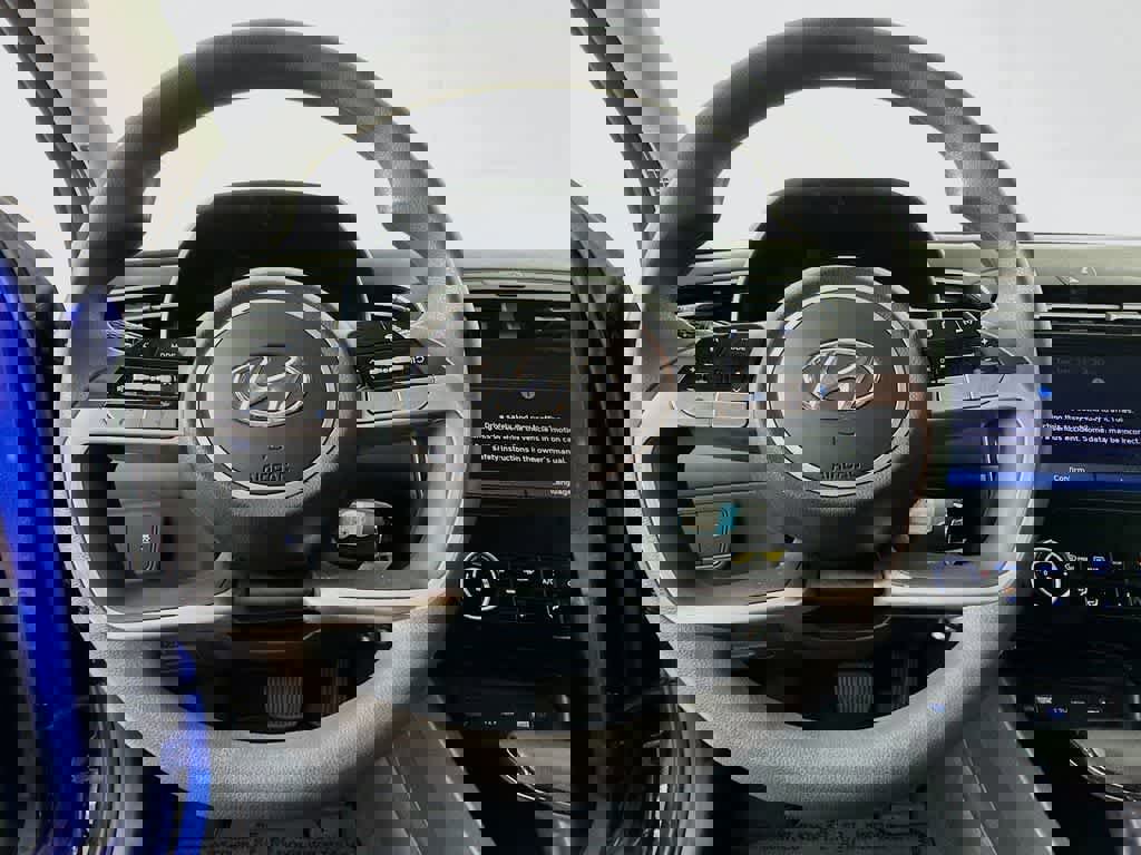 Used 2023 Hyundai Tucson SE image 18