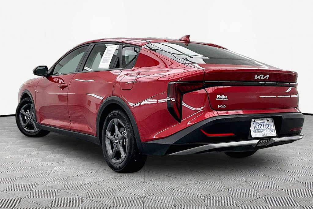 Used 2025 Kia K4 FWD image 13