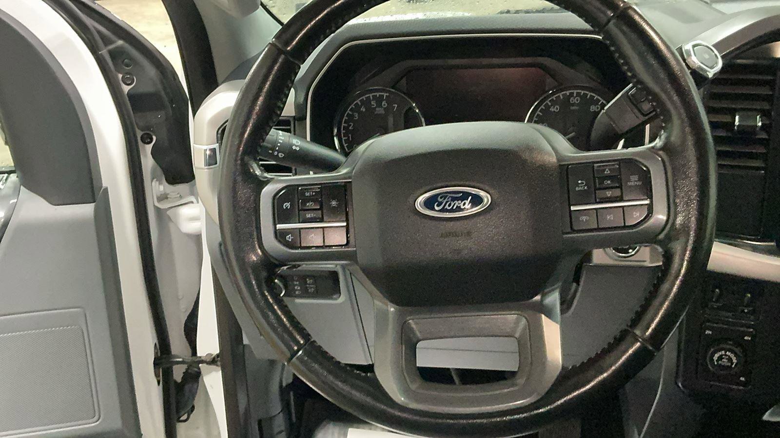 Certified 2022 Ford F150 XLT w/ Equipment Group 302A High image 24