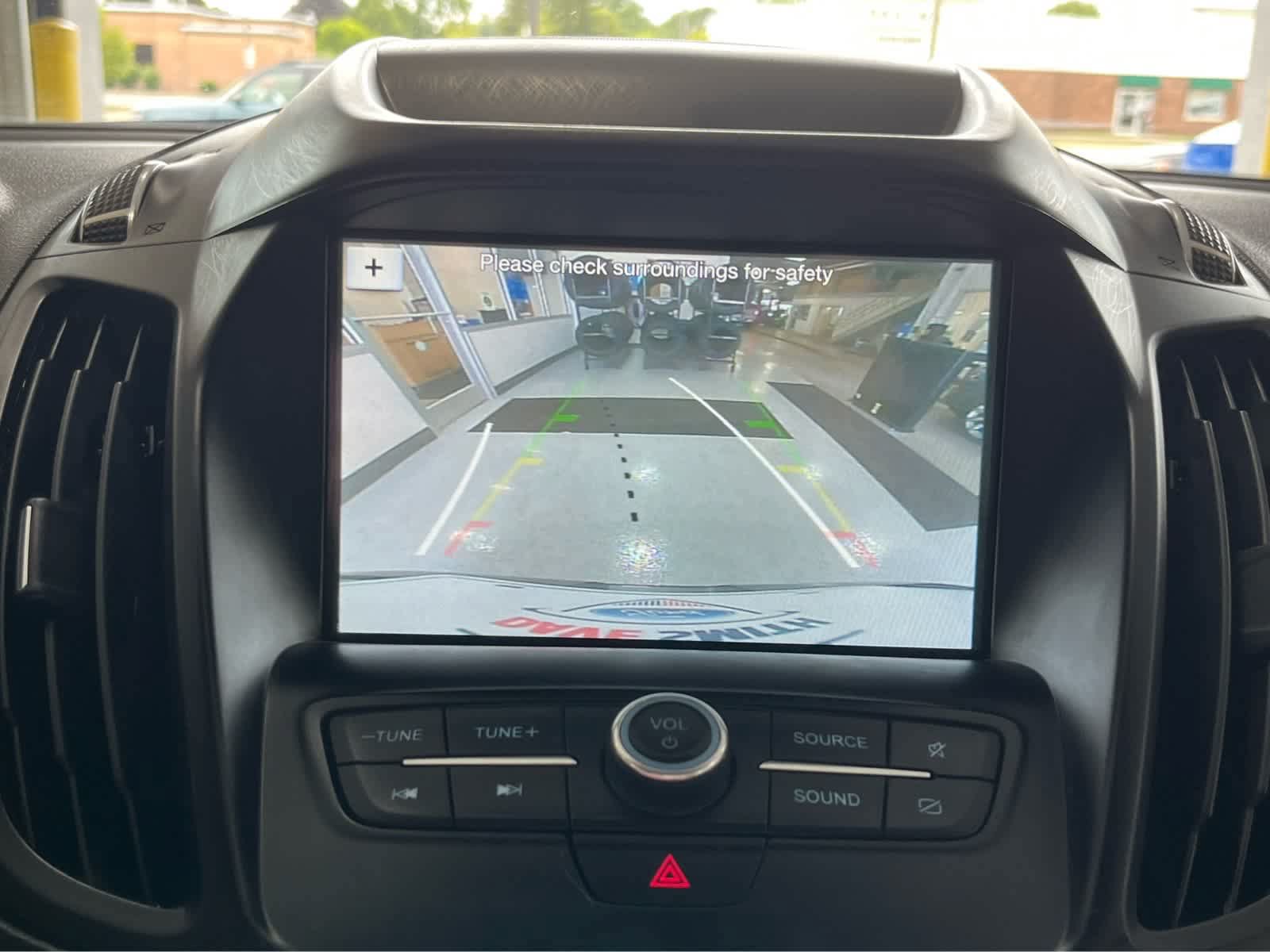 Certified 2019 Ford Escape SE AWD/4WD image 35