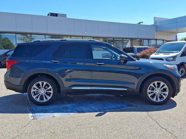 Certified 2023 Ford Explorer Limited w/ Limited Technology Package AWD/4WD image 9