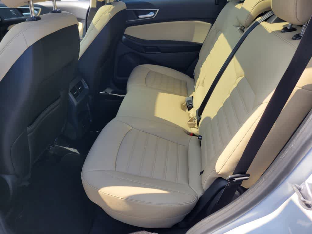 Certified 2022 Ford Edge SEL w/ Convenience Package AWD/4WD image 12