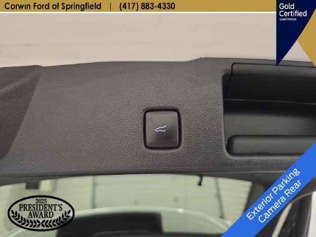 Certified 2022 Ford Escape Titanium w/ Titanium Elite Package AWD/4WD image 18