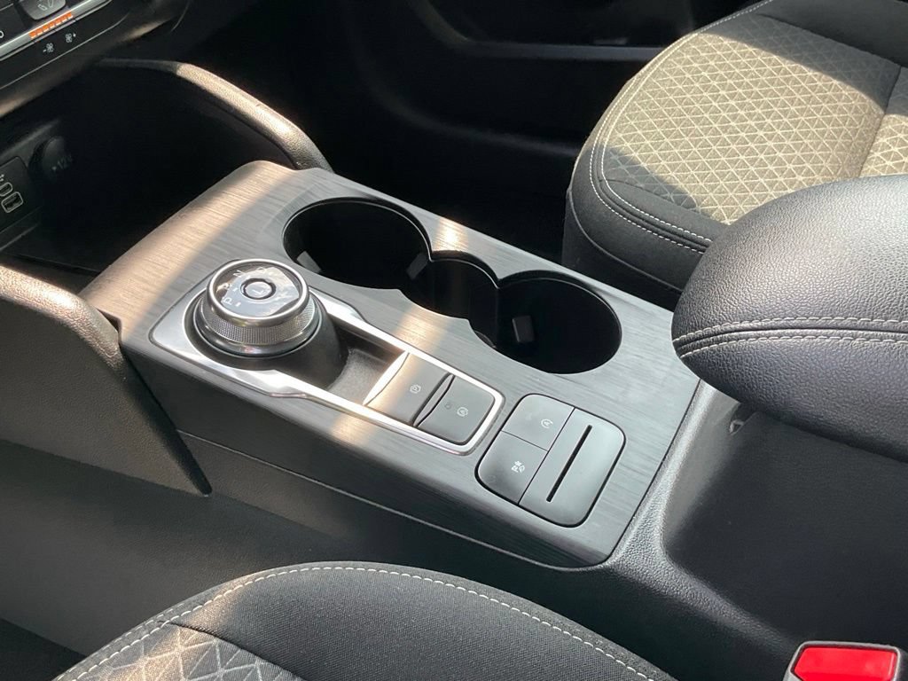Certified 2025 Ford Escape Active AWD/4WD image 14