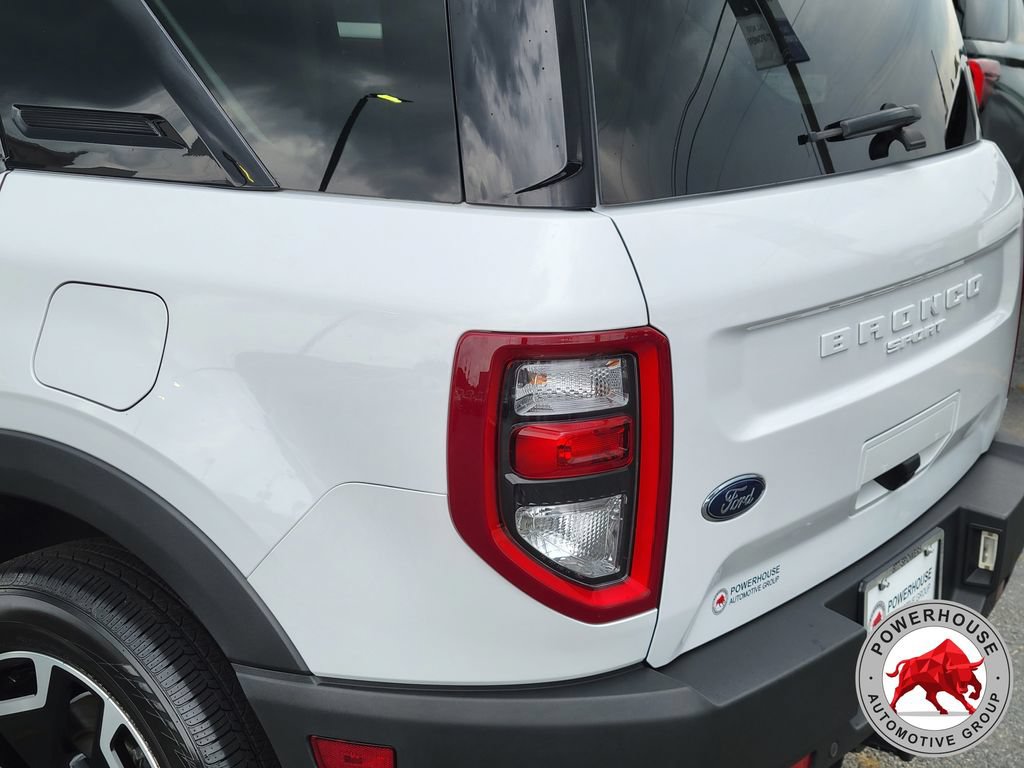 Certified 2023 Ford Bronco Sport Outer Banks w/ Tech Package AWD/4WD image 13