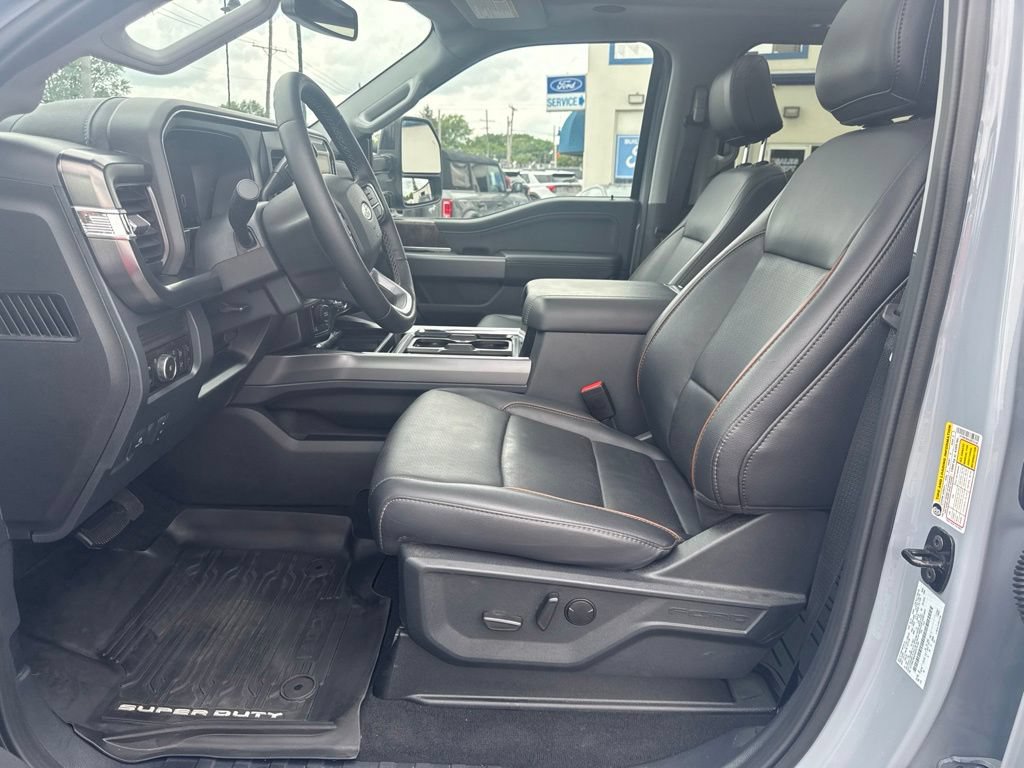 Certified 2025 Ford F350 Lariat w/ Lariat Ultimate Package AWD/4WD image 10