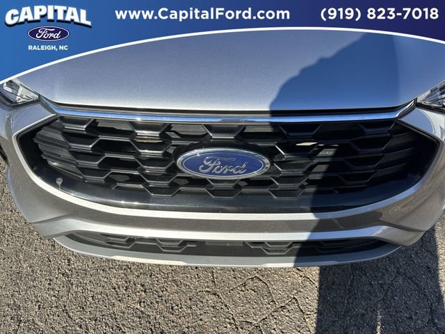 Certified 2023 Ford Escape ST-Line w/ Tech Pack #1 image 10