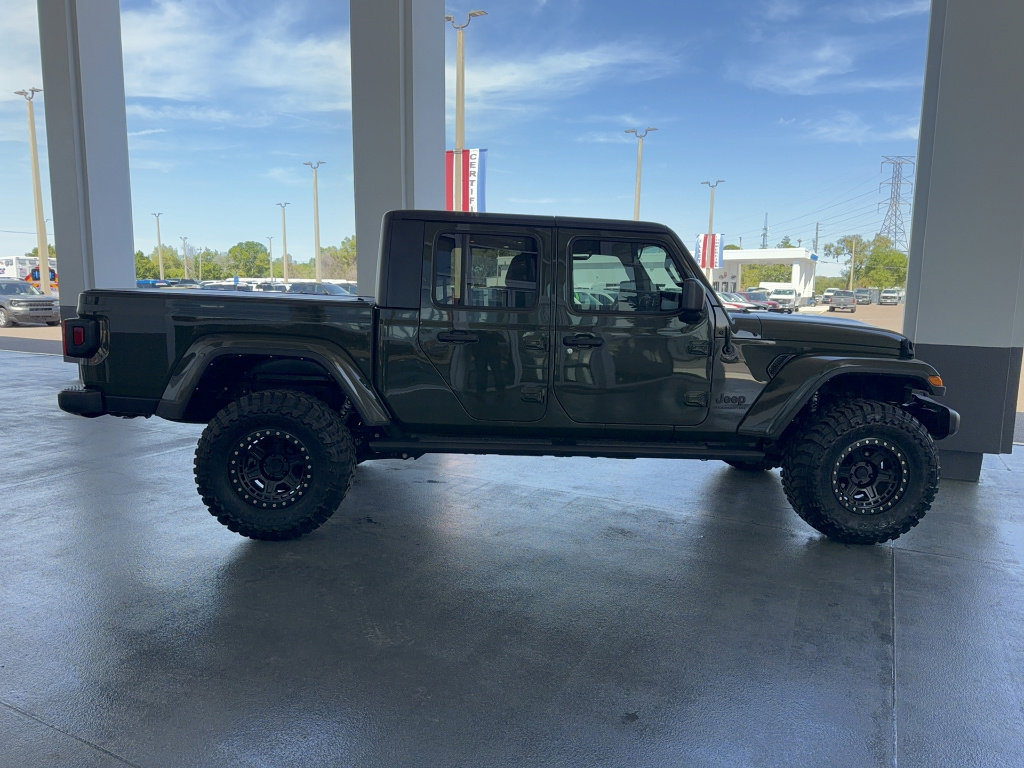 Used 2023 Jeep Gladiator Sport AWD/4WD image 5