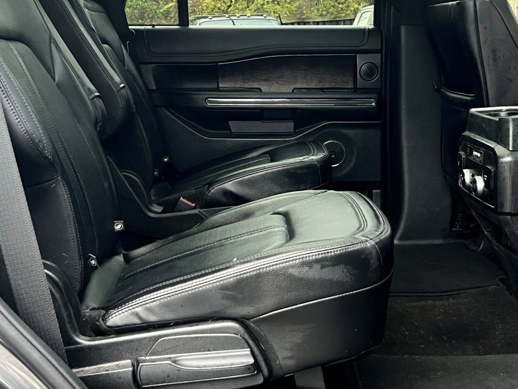Certified 2021 Ford Expedition Limited image 12