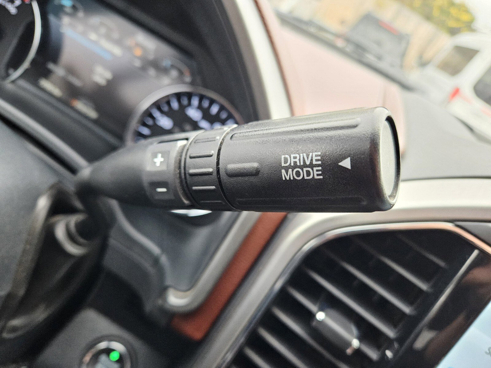 Certified 2022 Ford F250 Platinum w/ FX4 Off-Road Package image 27