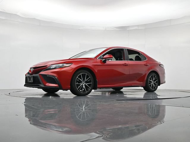 Used 2024 Toyota Camry SE w/ Convenience Package FWD image 36