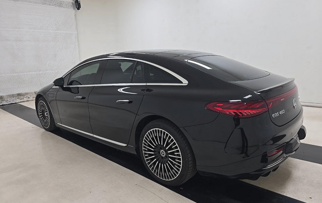 Used 2023 Mercedes-Benz EQS 450+ 4MATIC Sedan image 4