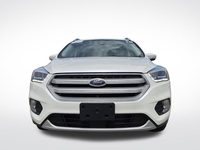 Certified 2018 Ford Escape Titanium w/ Ford Safe & Smart Package FWD image 3