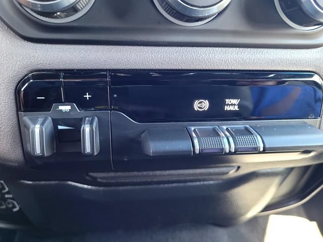 Used 2022 RAM 2500 Big Horn AWD/4WD image 18