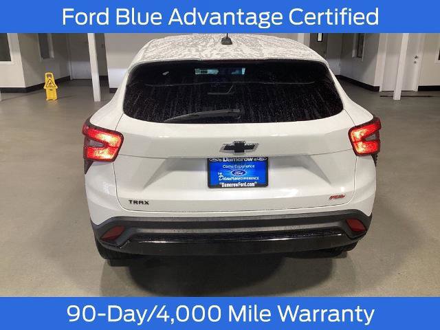 Used 2024 Chevrolet Trax RS image 4