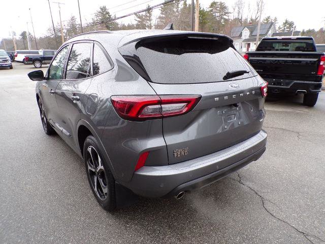 Certified 2023 Ford Escape ST-Line Elite w/ Premium Technology Package AWD/4WD image 6