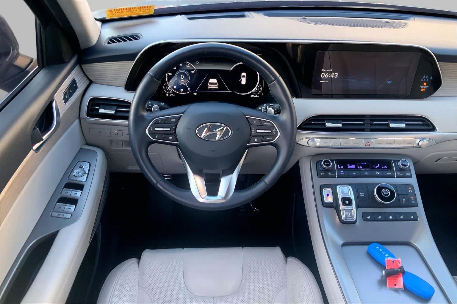 Used 2022 Hyundai Palisade Limited FWD image 6