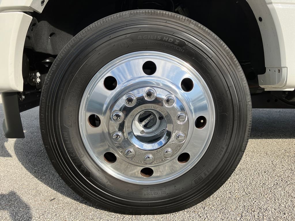 Certified 2022 Ford F450 Platinum w/ FX4 Off-Road Package image 17