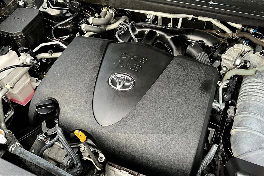 Used 2022 Toyota Highlander XSE image 35