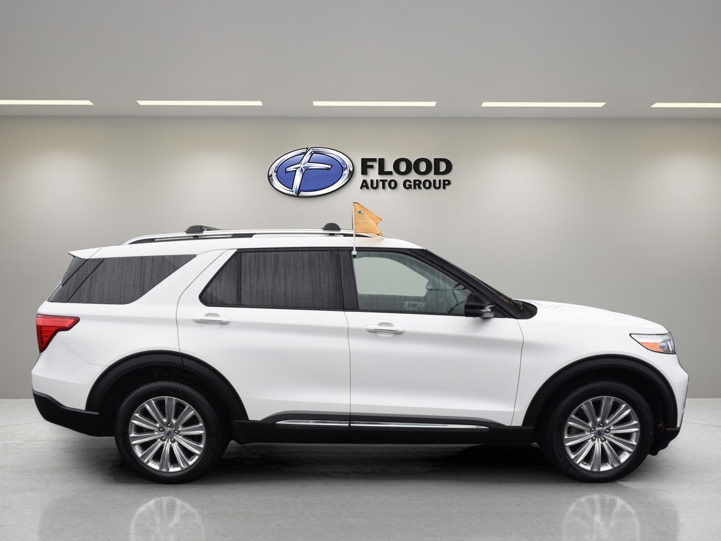 Certified 2021 Ford Explorer Limited image 3
