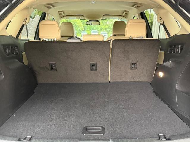 Certified 2024 Ford Edge SEL w/ Convenience Package AWD/4WD image 5
