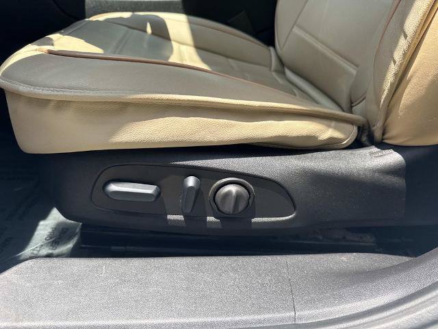 Used 2024 Chevrolet Malibu LT FWD image 19