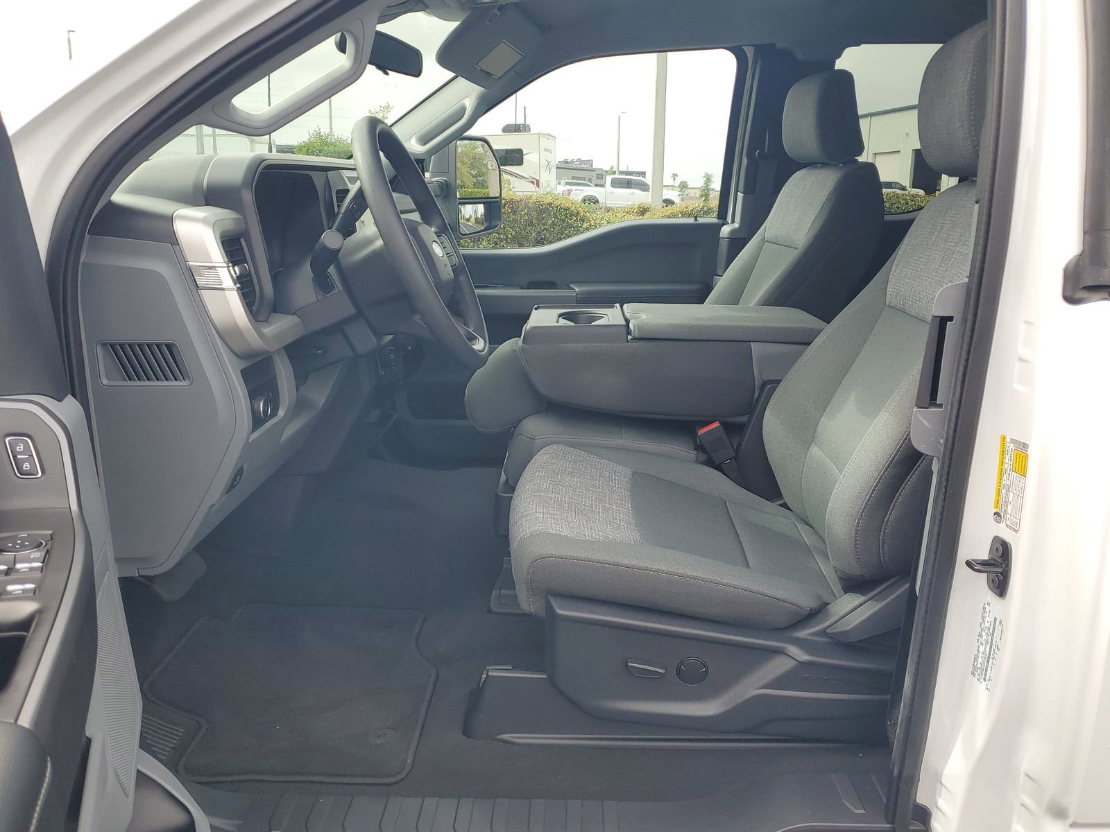 Certified 2025 Ford F350 XLT w/ FX4 Off-Road Package AWD/4WD image 11