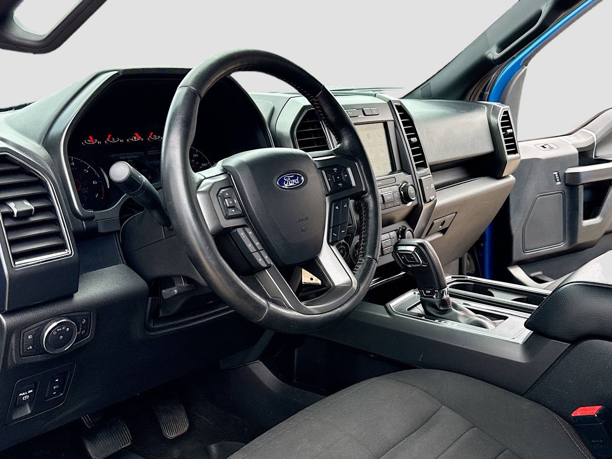 Certified 2019 Ford F150 XLT w/ Equipment Group 302A Luxury AWD/4WD image 4