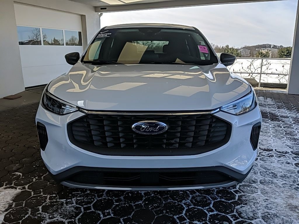 Certified 2025 Ford Escape Active image 8