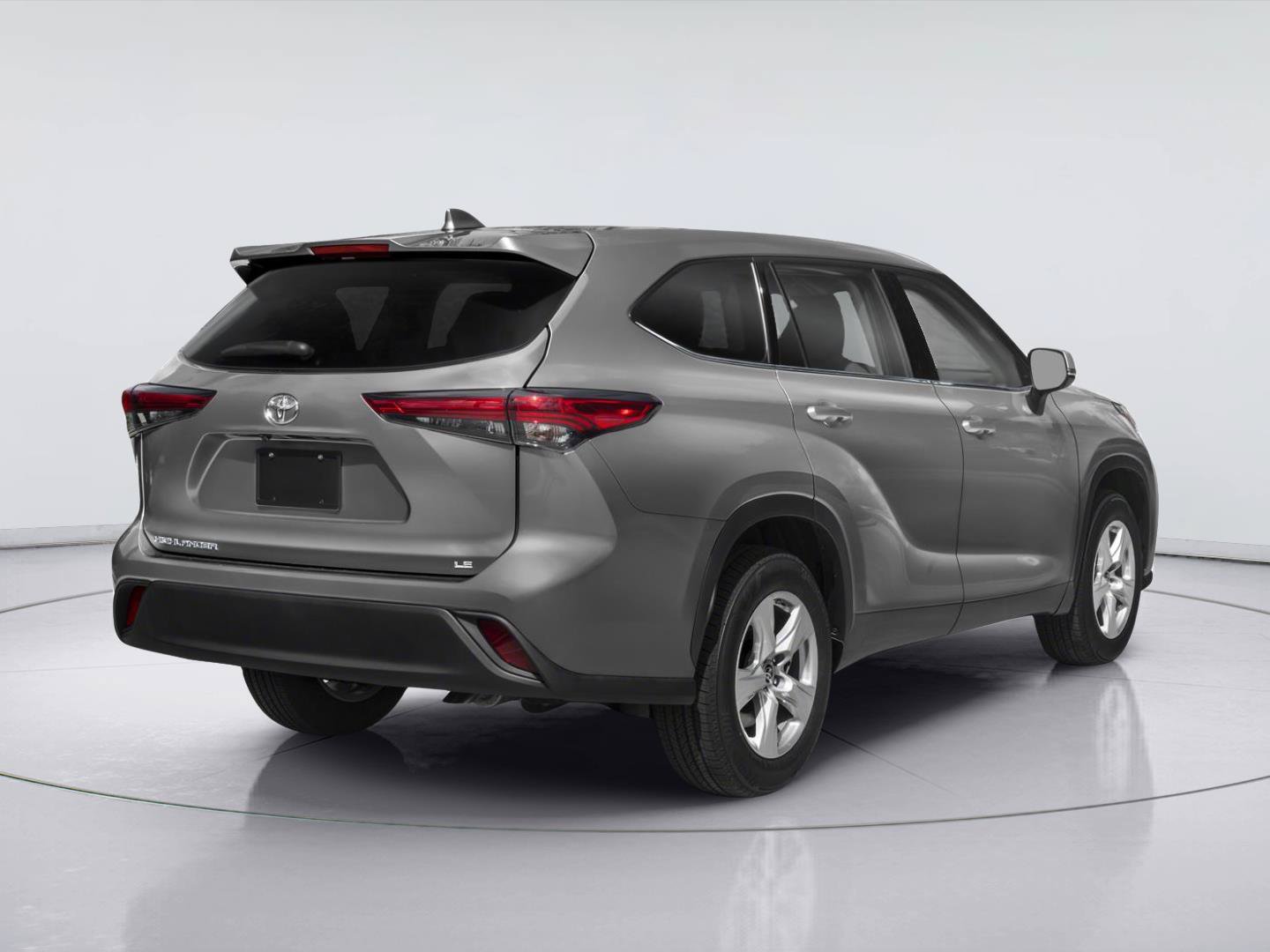 Used 2021 Toyota Highlander L FWD image 33