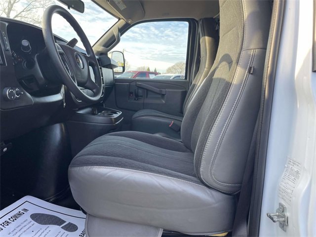 Used 2024 Chevrolet Express 2500 w/ Driver Convenience Package image 14