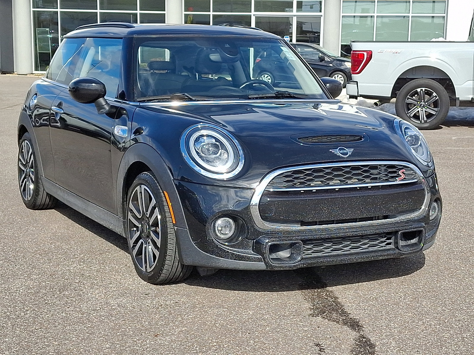 Used 2020 MINI Cooper S image 11