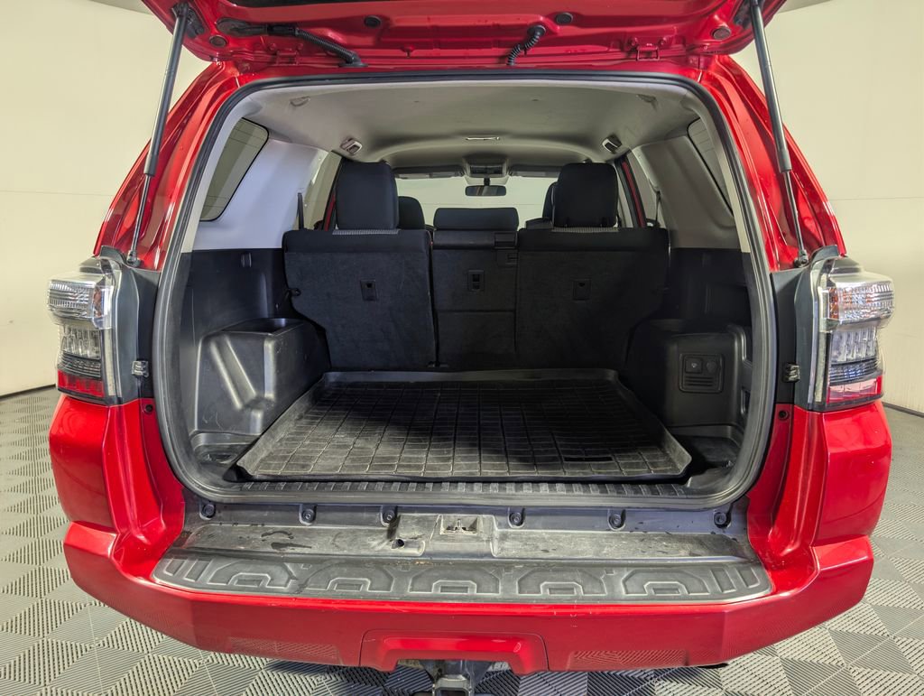 Used 2019 Toyota 4Runner SR5 image 7
