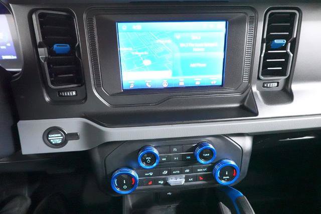 Certified 2022 Ford Bronco Black Diamond w/ Sasquatch Package AWD/4WD image 15