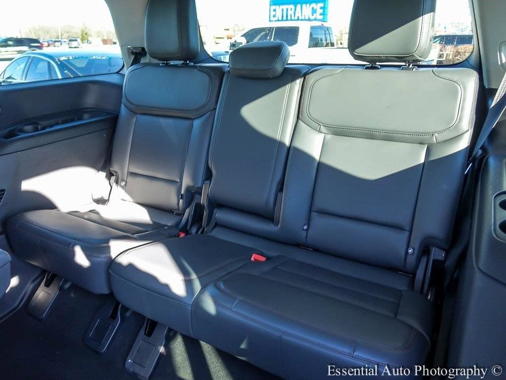 Certified 2025 Ford Expedition Active AWD/4WD image 12