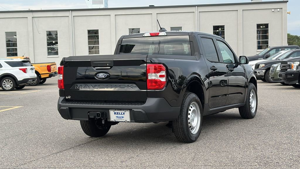 Certified 2025 Ford Maverick XL image 4