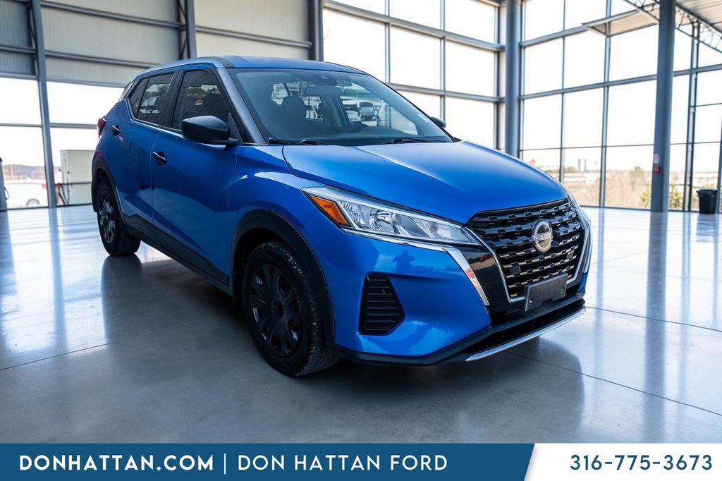 Used 2022 Nissan Kicks S FWD image 30