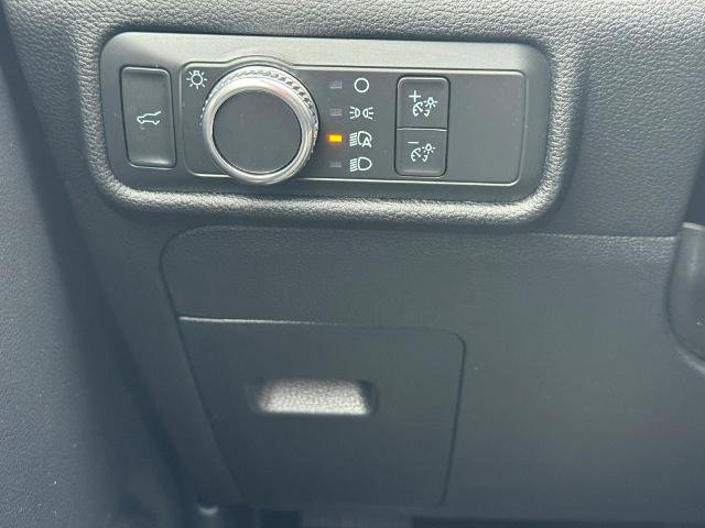 Certified 2022 Ford Explorer XLT image 18