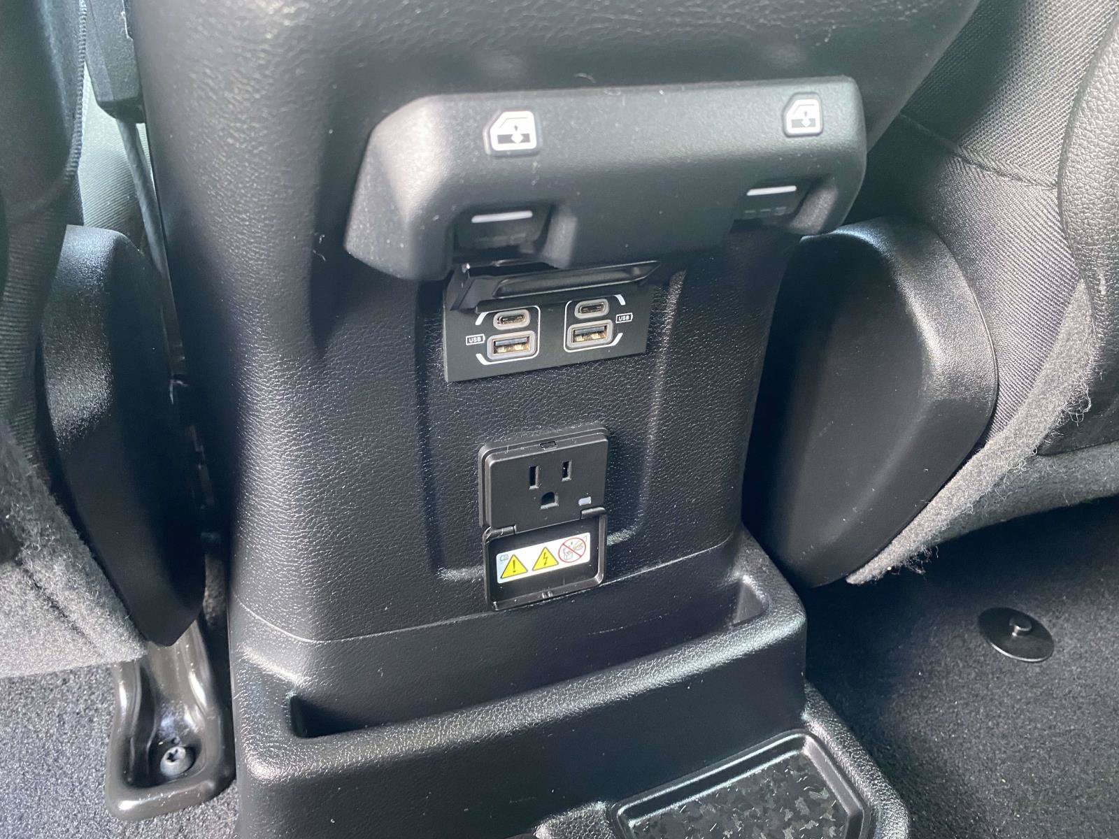 Used 2021 Jeep Wrangler Unlimited Rubicon 4xe AWD/4WD image 13