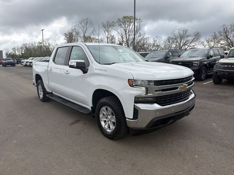 Used 2022 Chevrolet Silverado 1500 LT w/ Safety Package image 4