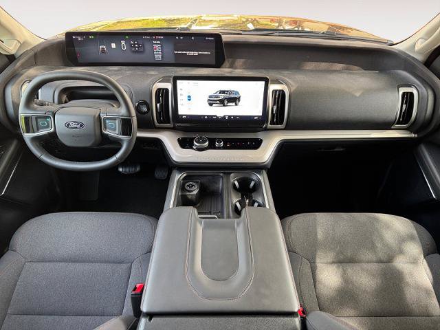 Certified 2025 Ford Expedition Max Active AWD/4WD image 10