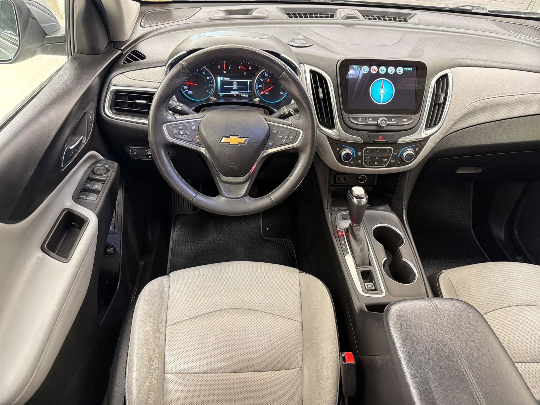 Used 2018 Chevrolet Equinox Premier AWD/4WD image 26
